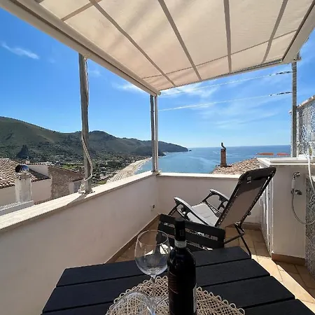 Holiday home Divina Casa Vacanze Donna Silvana